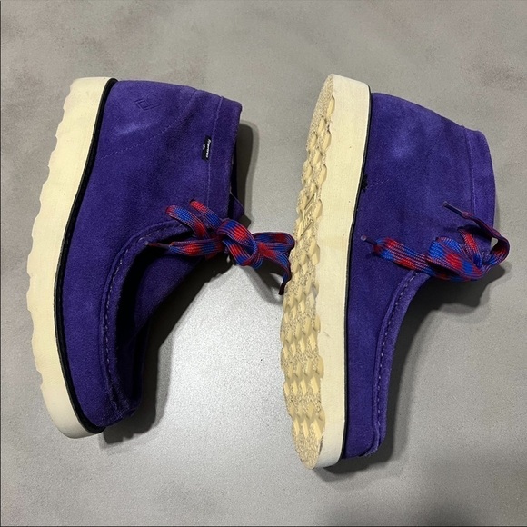 Fingercroxx Wallabee Boots - Picture 5 of 10